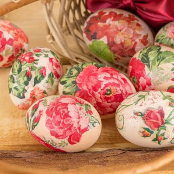 Ovo je najpopularnija tehnika farbanja jaja! Svako će ispasti kao iz bajke - samo uzmite salvete