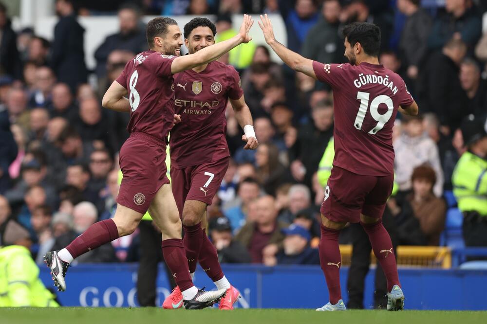 Važna pobeda Mančester sitija! Jedva pregrmeli Everton