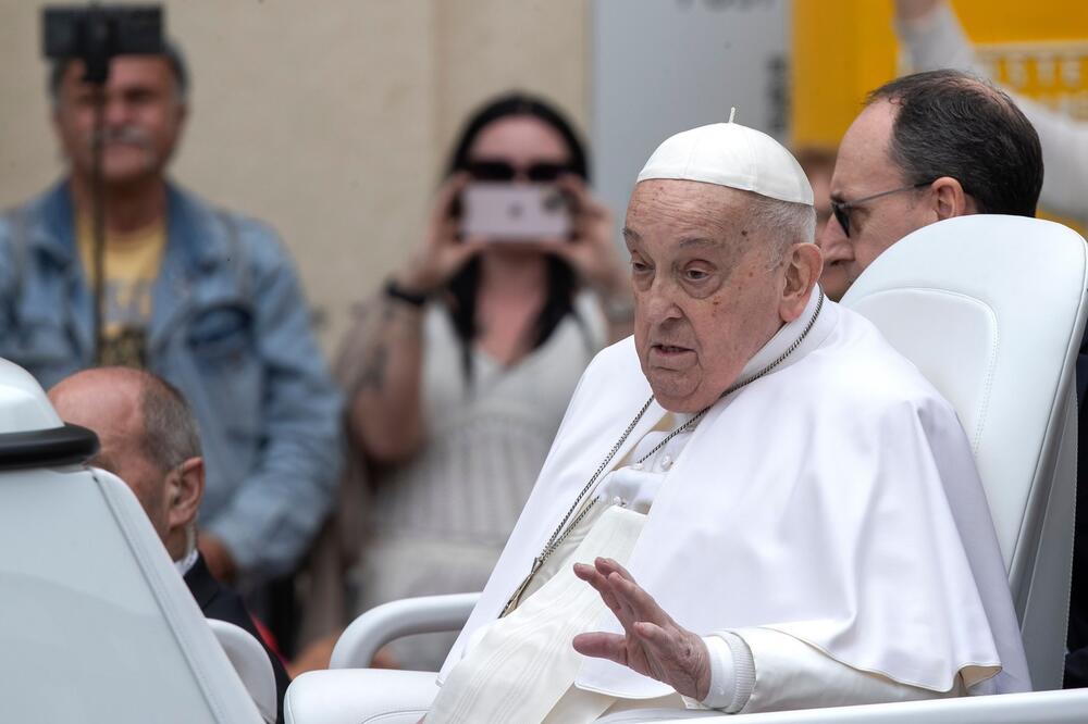 Evo od čega je preminuo papa Franja! Dugo se borio sa opakom bolesti