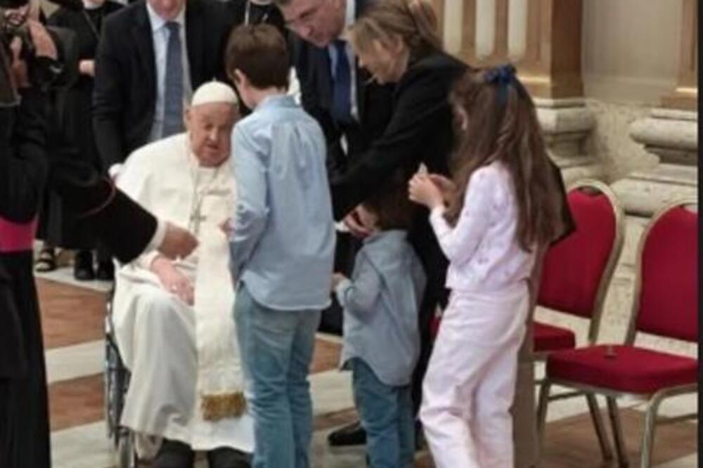 Plenković među poslednjima sreo papu Franju! Razgovarao sa njim nekoliko sati pred smrt, evo šta mu je rekao! FOTO