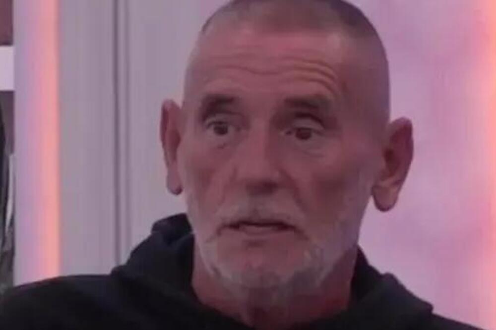 "Ona se hvali bananama, mislio sam da nikad..." Lepi Mića RASKRINKAO ovu učesnicu! Izneo sav prljav veš, ŠOK!