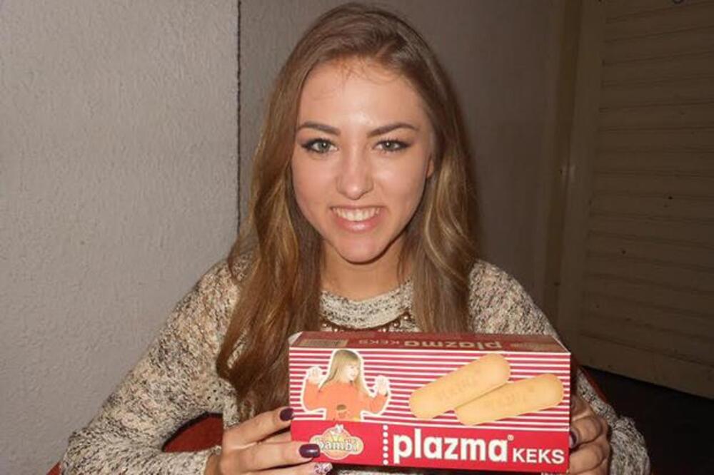 Sećate li se devojčice sa čuvenog plazma keksa? Evo gde je danas i kako izgleda