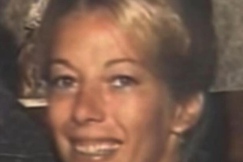 Medicinsku sestru optuživali da umišlja manijaka koji je uhodi! Njeno ubistvo je misterija, pronađena mrtva sa...