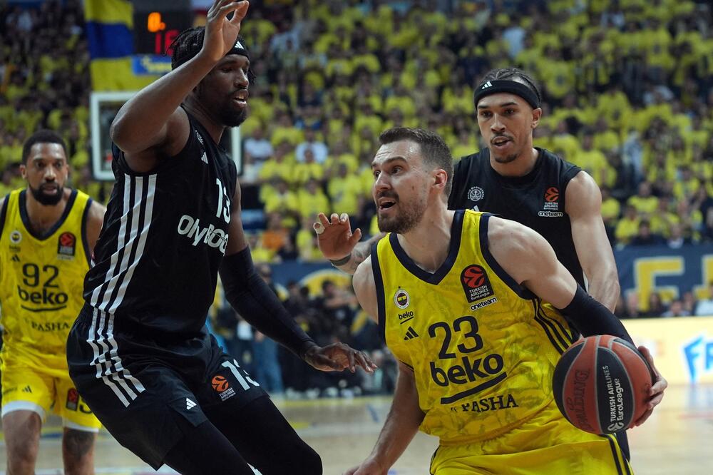 Fenerbahče dogovorio milionski ugovor na dve godine sa košarkašem Pariza (Foto)