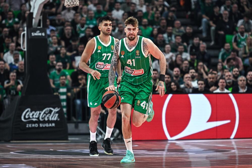 Efes propustio "poklon" u prepunoj OAKA areni - Ernangomez dabl-dablom potopio "pivare!" (Video/Foto)