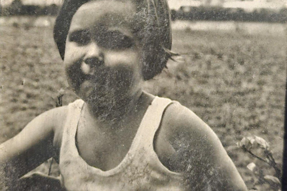 Njen otac bio najveći zavodnik u Jugoslaviji, a ona danas važi za pravu beogradsku mačku: Znate li ko je na slici?