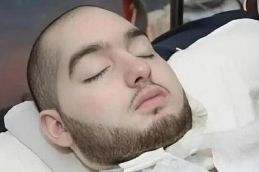 Ovo je dokaz da pare nisu sve! Uspavanom princu ne pomaže ni svo blago ovog sveta - ni posle 2 decenije se ne budi!