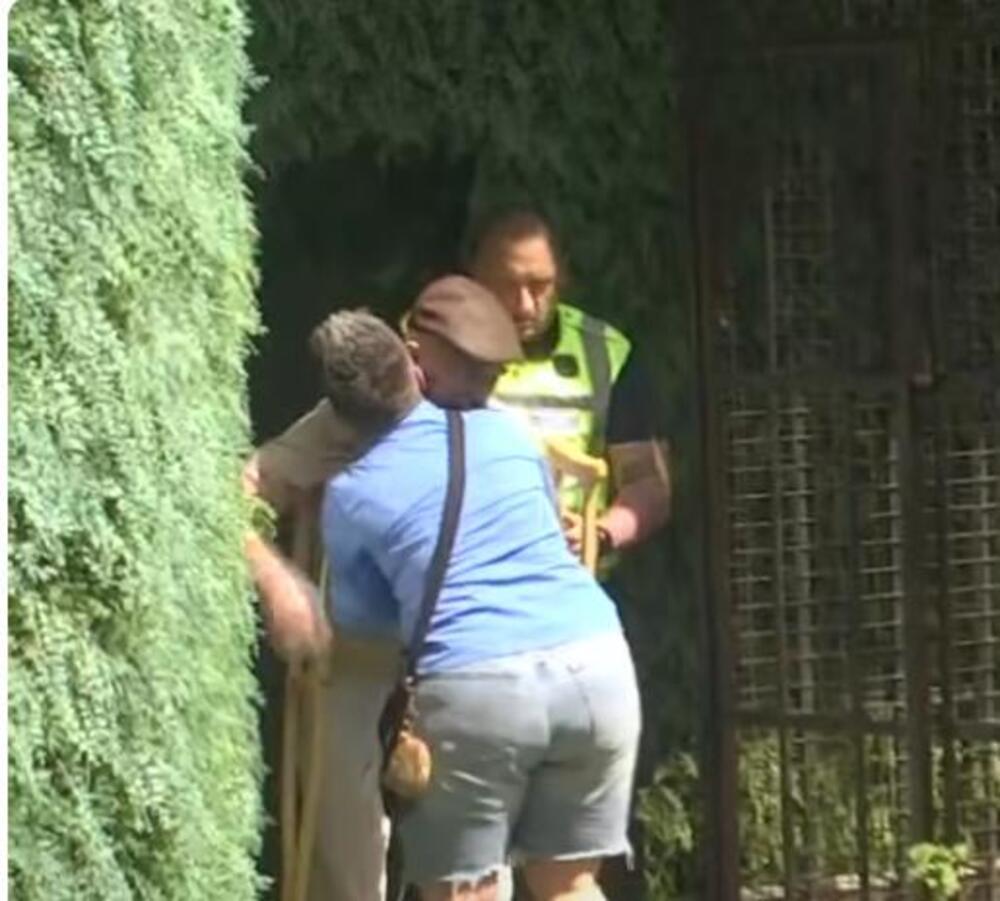 SVE PROTRAĆILA NA ŽENE? Srbi bruje o kući u ŽELEZNIKU - uzela MILIONE na "trange-frange", a ništa nije ULOŽILA?