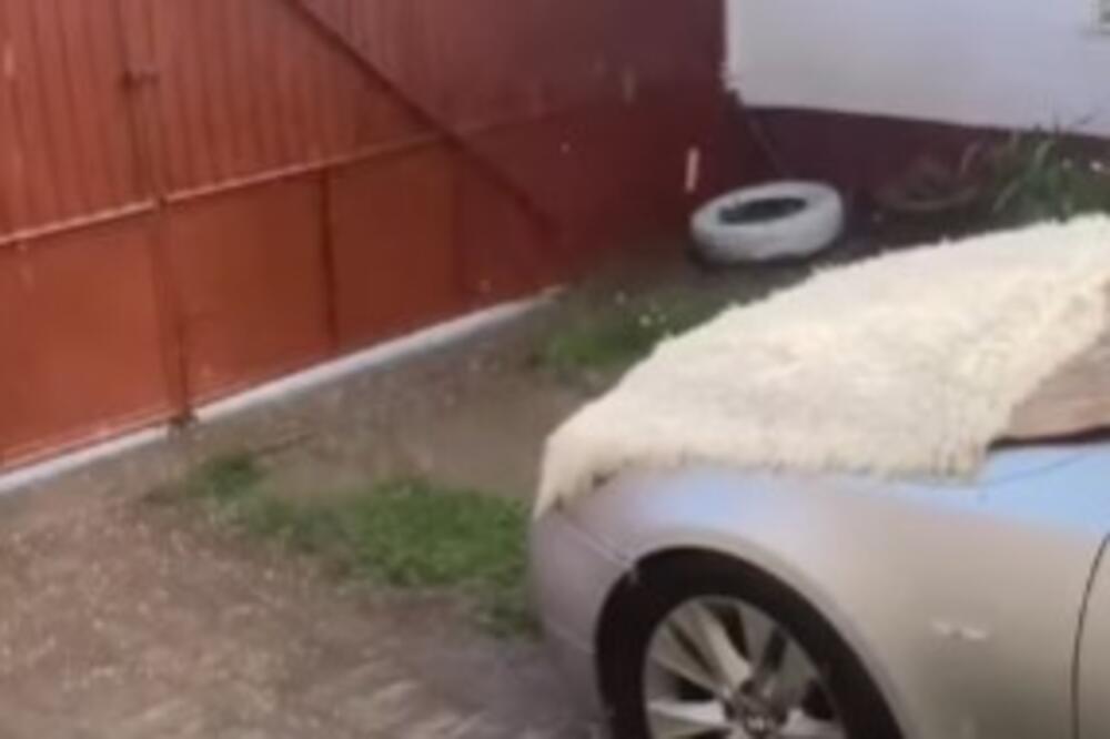 Nevreme stiglo u ovaj deo Srbije! Počeo da pada grad, dramatičan snimak (VIDEO)