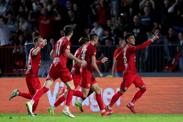 Kragujevački čas fudbala šampionu u četiri čina: Šumadinci progutali Crvenu zvezdu (Video)