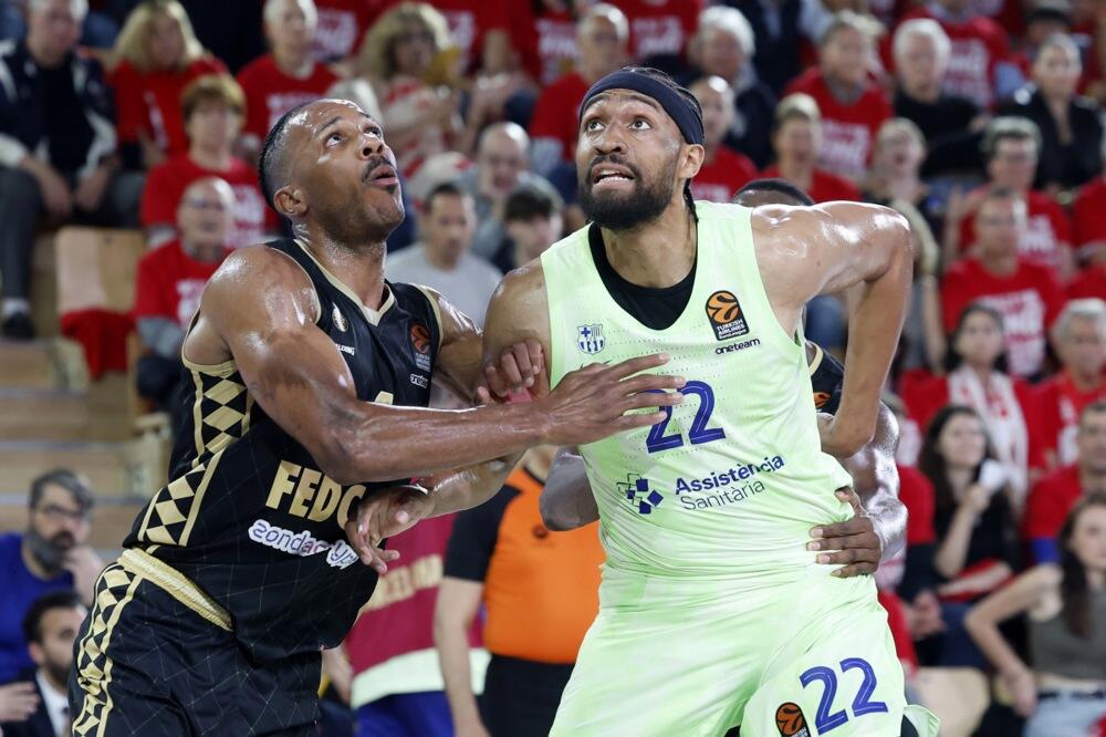 "Te 2017. godine..." Ostoja Mijailović na genijalan način potvrdio dolazak Džabarija Parkera u Partizan (Video)