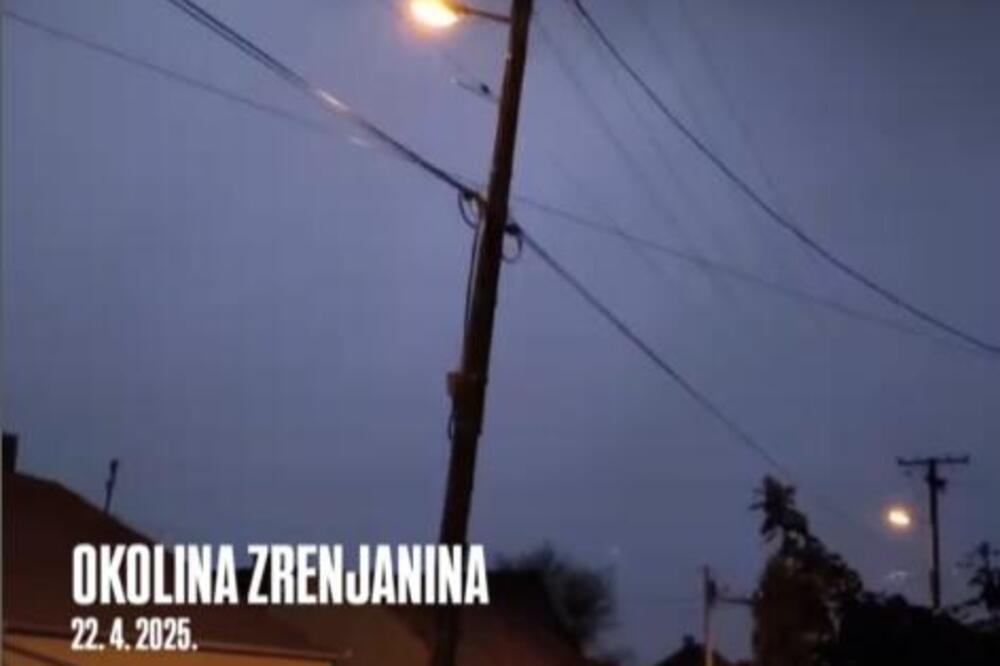 Jeziv snimak neba nad Zrenjaninom: Zabeležena neverovatna električna aktivnost, struja pržila grad! (VIDEO)