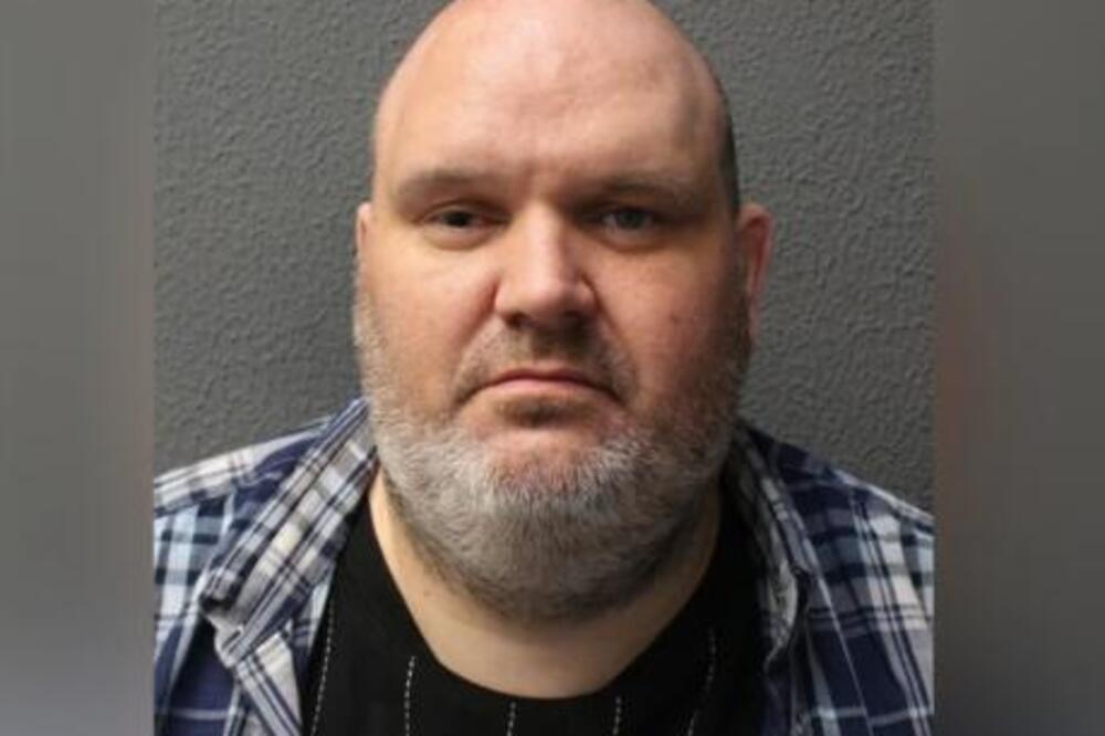 Teodor u podrumu kastrirao 58 muškaraca: Sebi amputirao nogu i genitalije, od gnusnih snimaka zaradio brdo para!