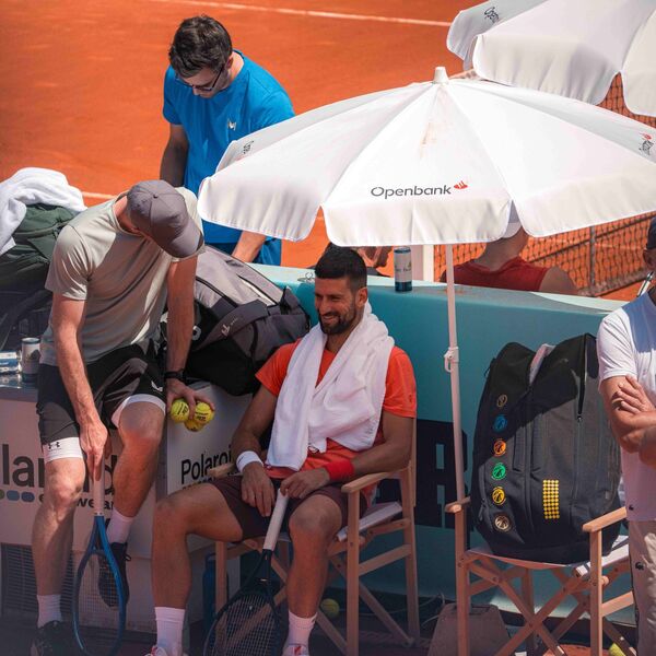 Prštalo u Madridu: Đoković udario na Endija Marija