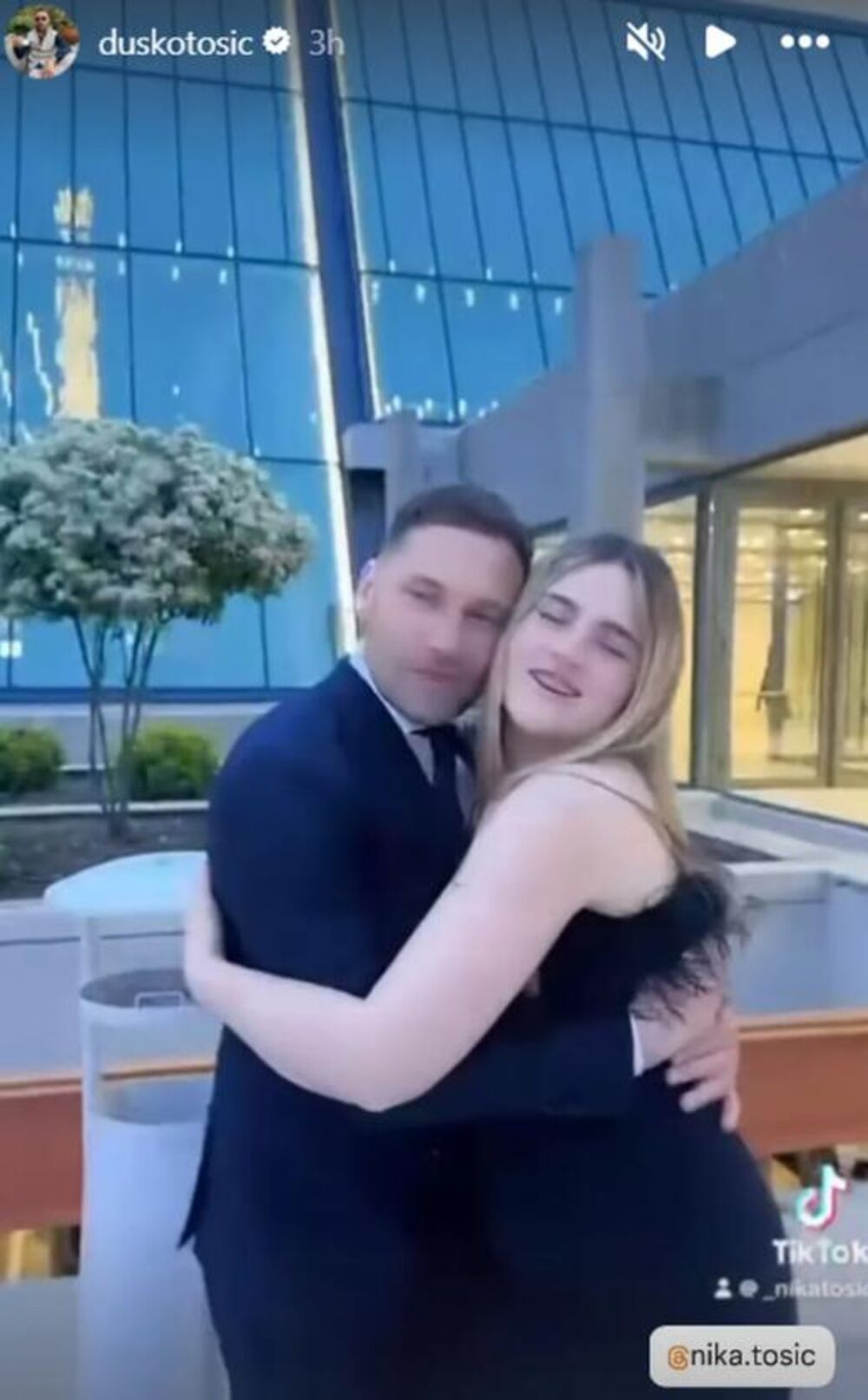 Duško Tošić, Nika Tošić