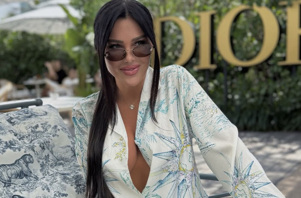 Ona je na svom Instagramu podelila fotografije sa mamom