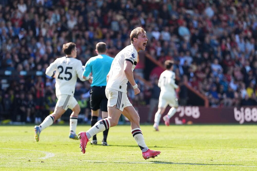 Rasmus Hojlund u 96. minutu spasao Mančester junajted poraza u Bornmutu (Foto)