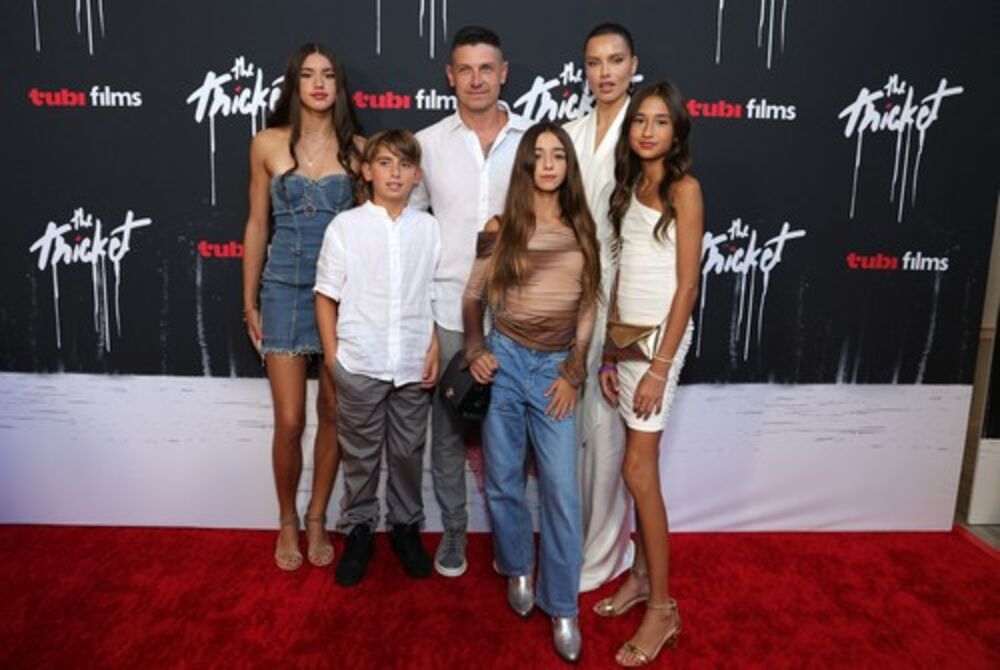 Valentina danas izgleda kao prava kombinacija svojih roditelja sa Markovom visinom i Adrijaninom manekenskom lepotom.