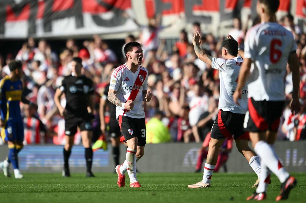 Riverovo dete od 17 godina golčinom srušilo Boku u najgledanijem Superklasiku u istoriji! (Video)