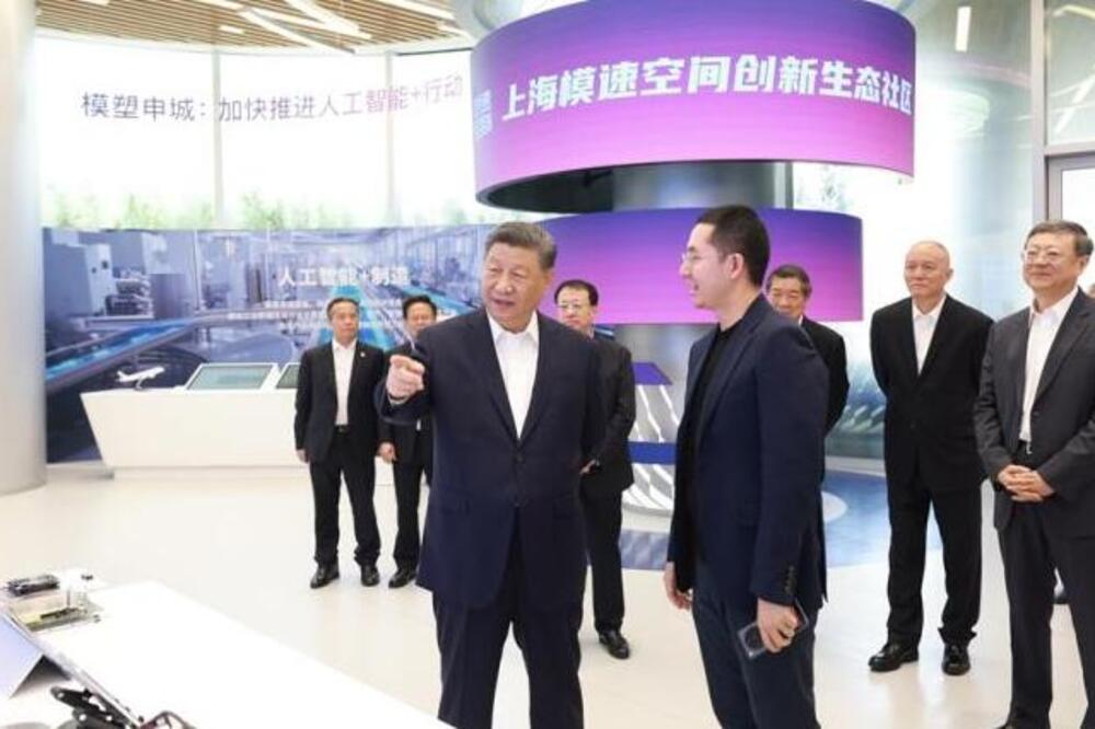 Si u inspekcijskoj poseti industriji veštačke inteligencije u Šangaju