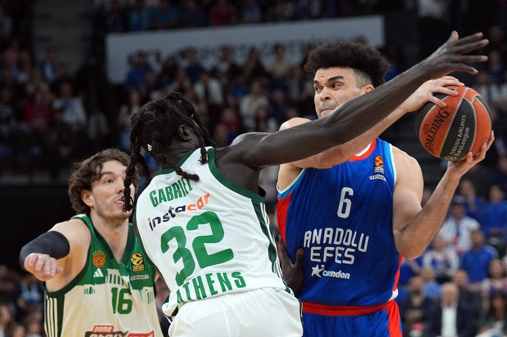 Ribrejk Panatinaikosa! Efes se vratio iz "mrtvih", pa poklekao u finišu