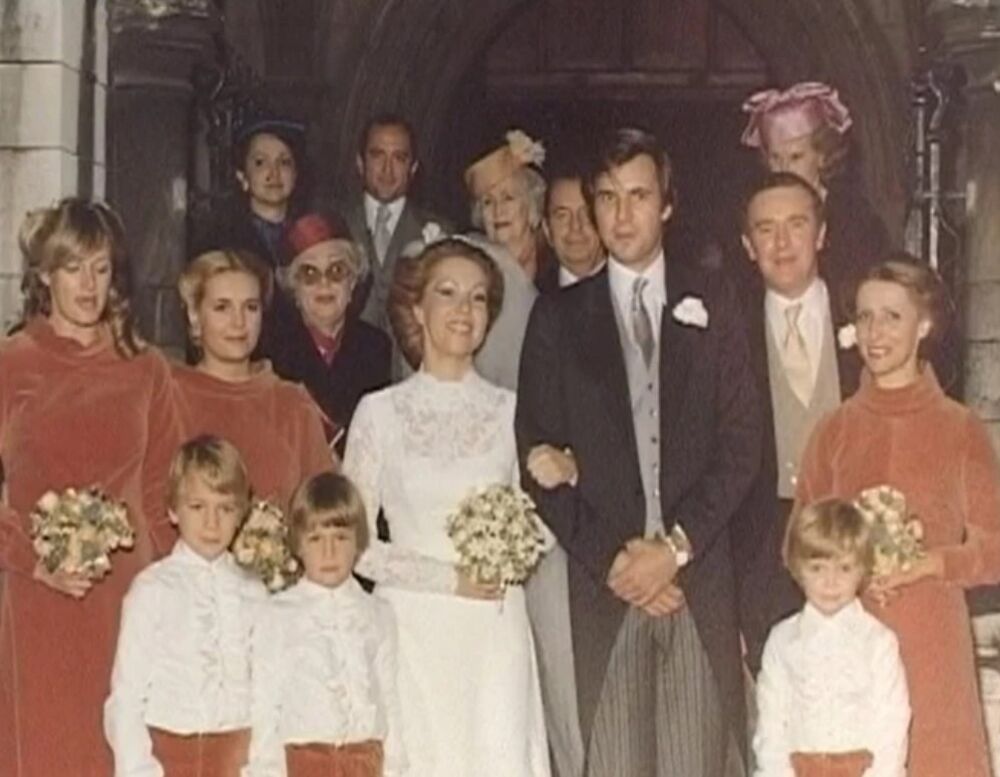 Lolica i Džonatan Ejtken na venčanju