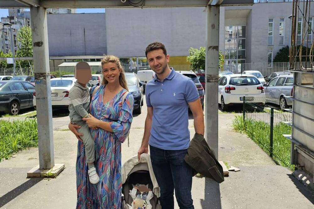 Pobednik Zvezda Granda izveo ženu i sina iz porodilišta! Osvanule prve slike malog Petra