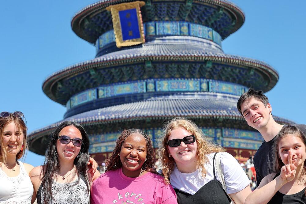 U Kini zabeleženo 10,89 miliona ulaznih i izlaznih putovanja tokom Prvomajskog praznika