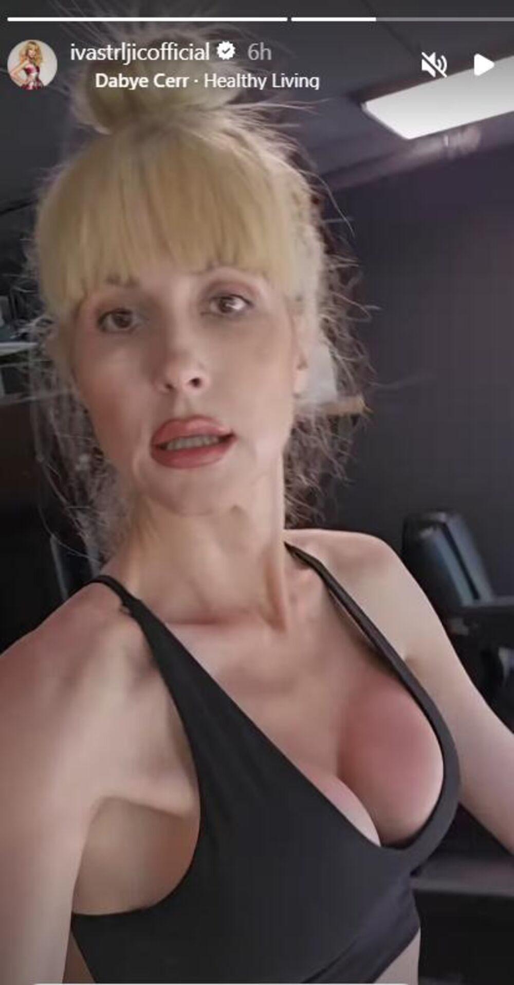 Iva Štrljić pokazala bujne grudi