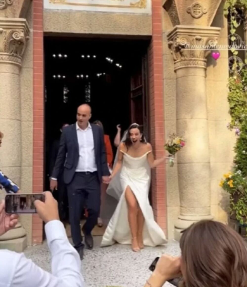 Zet, Maša Memedović