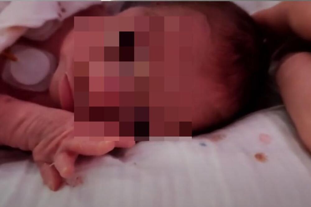 Beba umalo izgubila život zbog punjača za telefon: Majka napravila veliku grešku, sada šalje upozorenje roditeljima