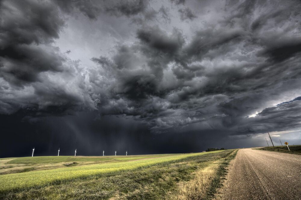 Močno deževje in hidrološko opozorilo zajeli Srbijo