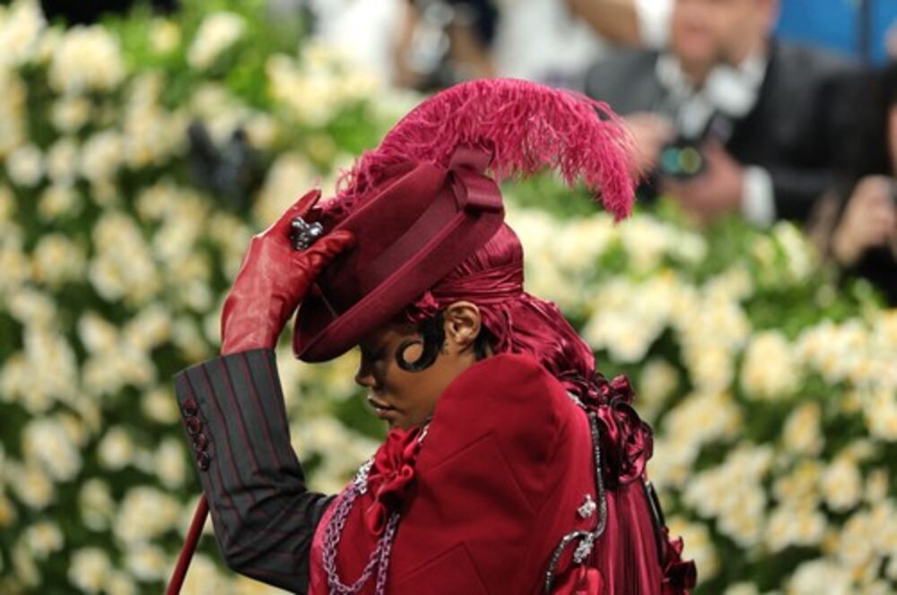 Durag od plisirane tkanine.