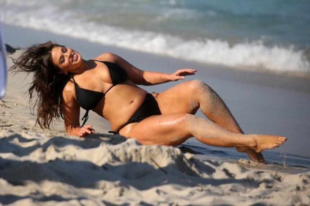 Jake grudi, zadnjica i stomak! Muškarci ipak više vole punije žene - a razlog je šok: Bolje da ljulja nego da žulja