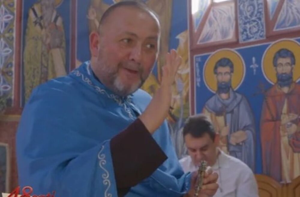 Sveštenik iz Srbije razbesneo narod 