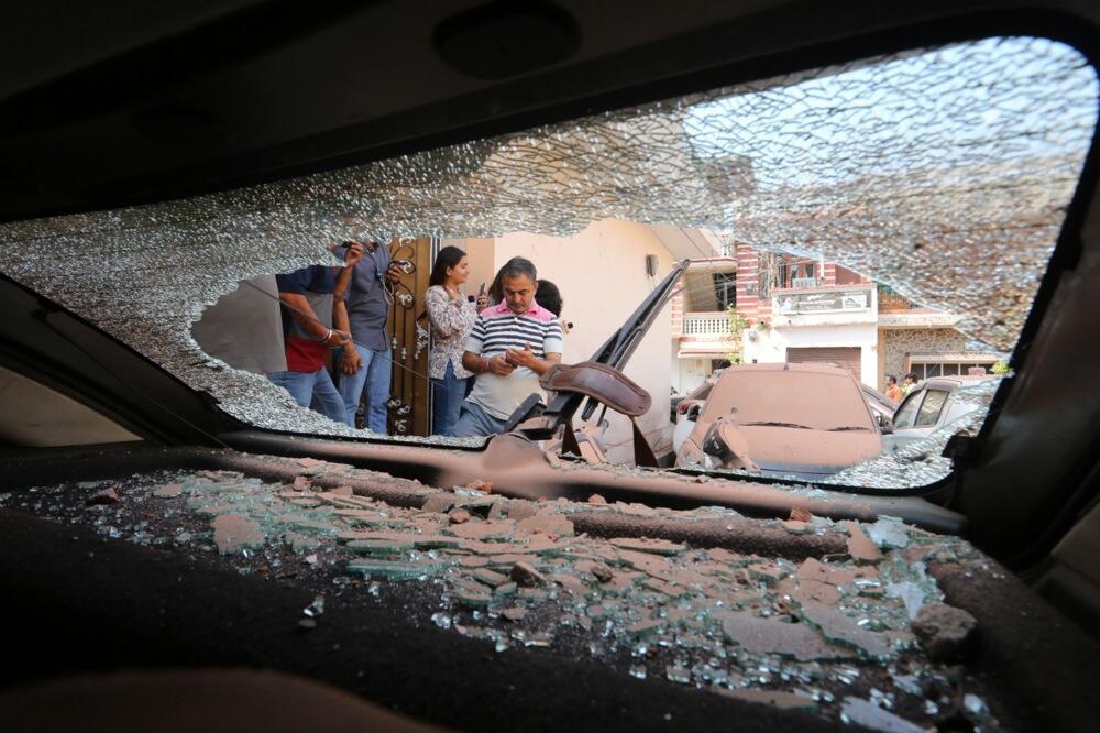 Prah i pepeo! Zastrašujući prizori iz Kašmira nakon pakistanskog granatiranja, bukti najopasnija tačka na svetu!