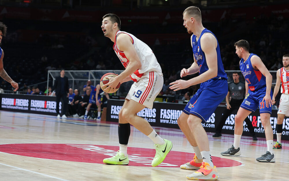 Ostaje u Beogradu... Luka Mitrović