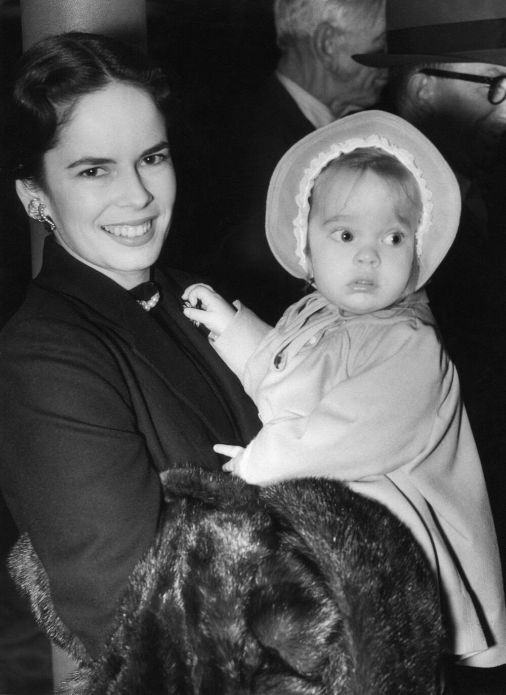 U braku sa Unom dobio je pet kćerki i tri sina