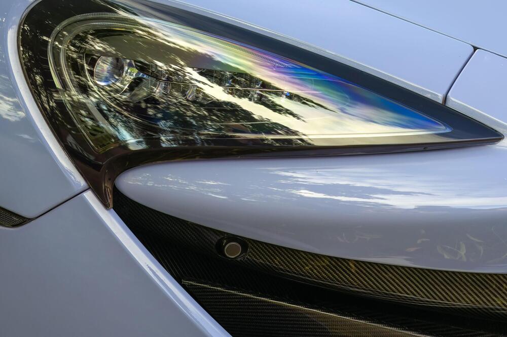 VRATITE SJAJ FAROVIMA NA VAŠEM AUTOMOBILU: Vožnja nikad nije izgledala bolje!