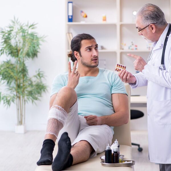 NE DAJ BOŽE DA TE ZABOLI GRLO U STRANOJ ZEMLJI! Andrej se zabezeknuo posle posete lekaru, RAČUN IZ BOLNICE PAPREN