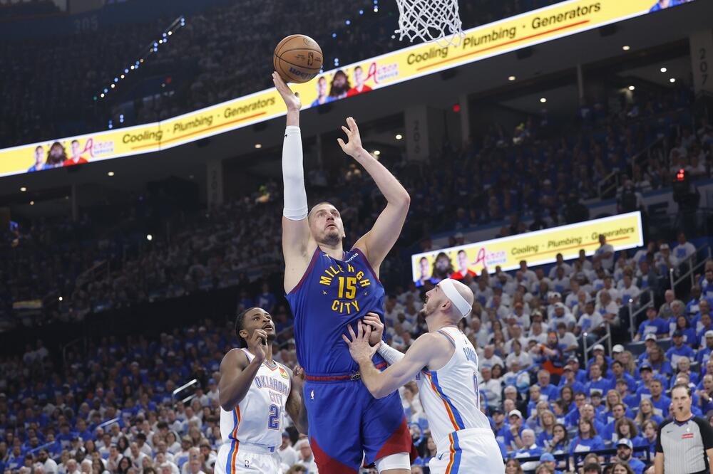 Istorijska utakmica Nikole Jokića! (Foto)