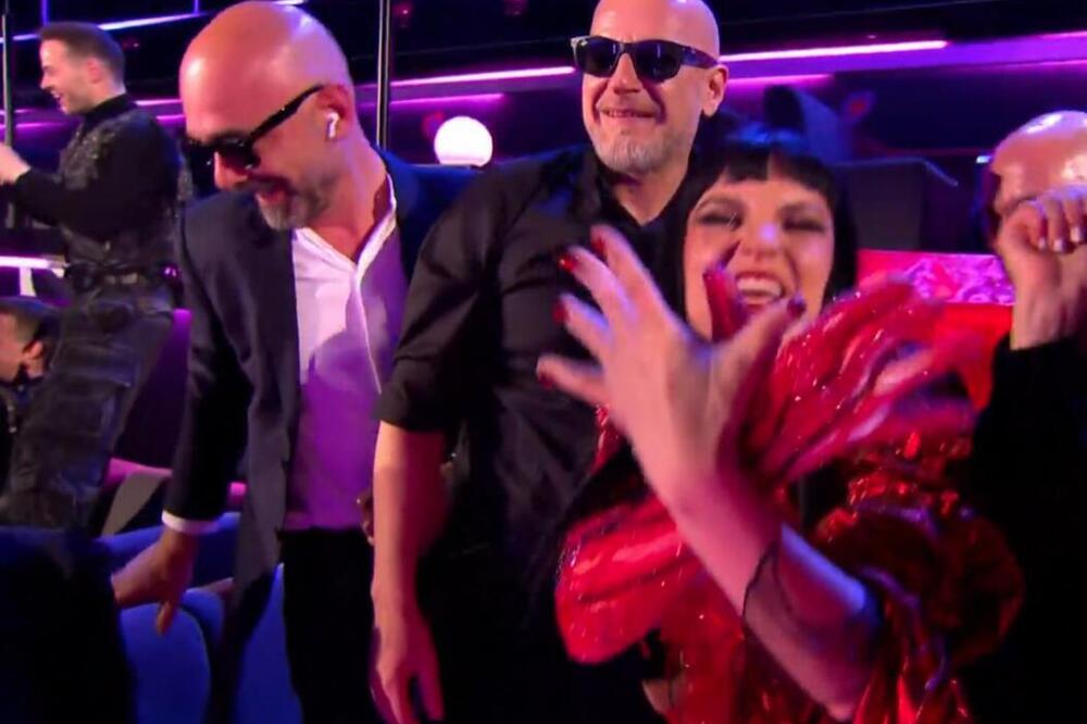 Draže joj da provocira Srbe, nego da ode u finale! Albanka pokazala sramotu u lajvu, ljudi kidisali na tv ekrane