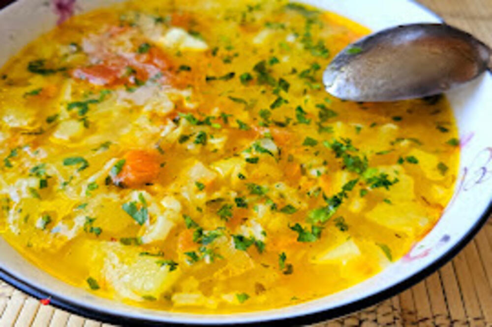 Ova čorba je vitaminska bomba na tanjiru! Okrepiće vas od glave do pete, zovu je i tajnom dugovečnosti