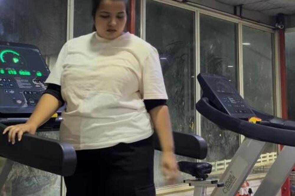 Put od 120 kg do 71 kg! Prepolovila se, a nije ni dan gladovala - ovaj trik je njeno "glavno oružje" i sad je mačka