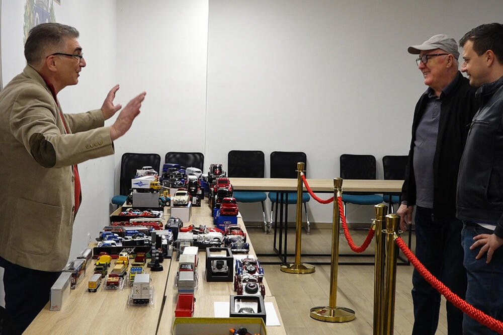 Živeo je sam, ali nije bio usamljen! Prijatelji se opraštaju od hrabrog Suada - "veliki si čovek i humanista"