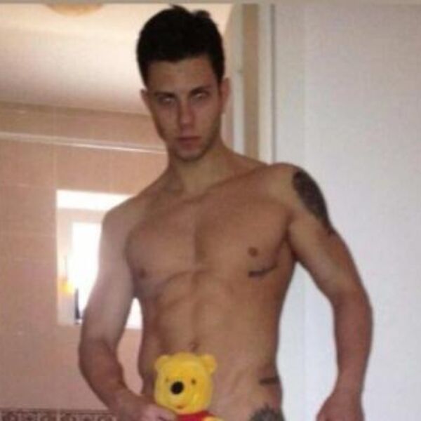 Voditelj Pinka na stubu srama! Osvanula slika na kojem pokazuje polni organ, svi šokiranu onim dole