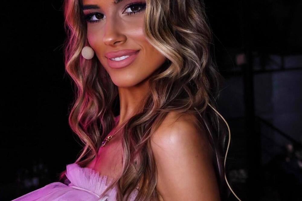 NOVINARKA KURIRA NOMINOVANA ZA PRESTIŽNU KANADSKU NAGRADU! Maša Kostić je dokaz da upornost ostvaruje snove!