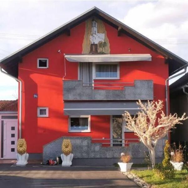 "PRODAĆU VAS DEDI SRBINU ŠTO SMRDI NA ŠTALU": Srbin nakon 15 godina života "preko"zabranio ćerkama da uče srpski!