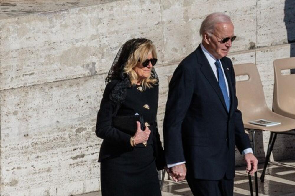 Prvo oglašavanje Bajdena nakon informacije da ima agresivni rak prostate: Objavio je dirljivu fotografiju! (FOTO)