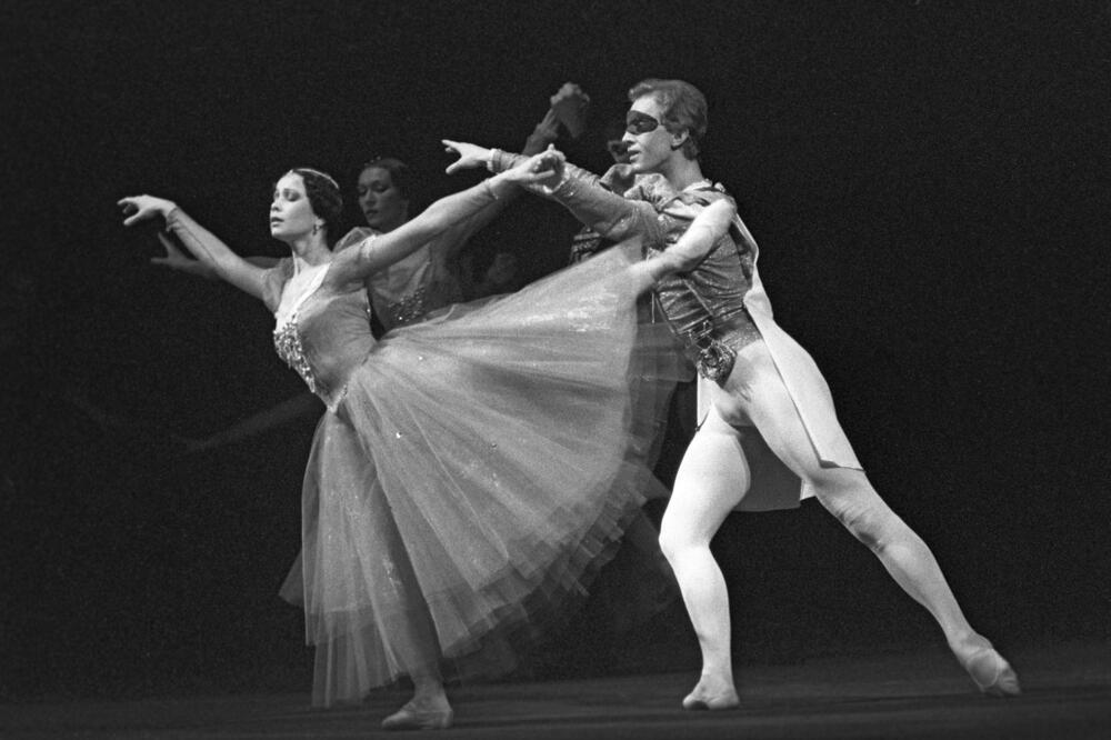 U jednom danu preminula dva najveća imena! Gubitak kakav se ne pamti - tuga zaprepastila sve